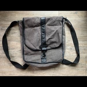 Convertible Vans backpack/tote